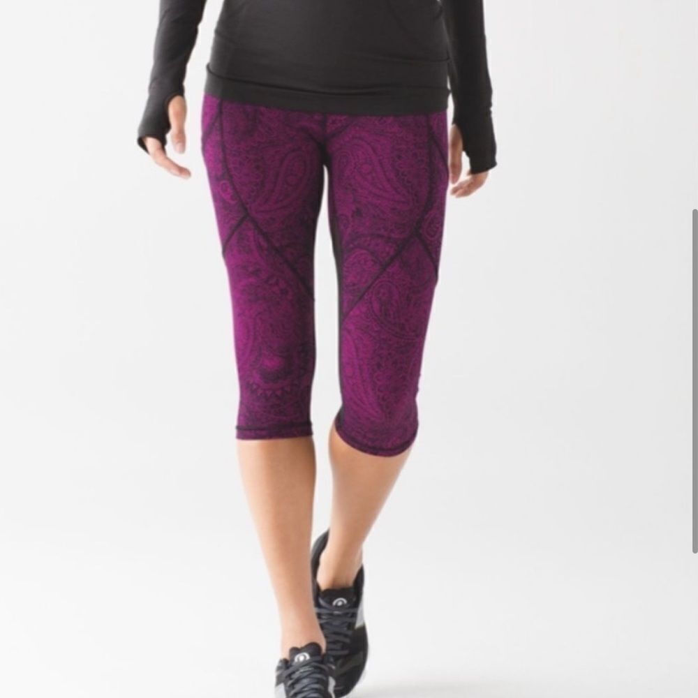 Lululemon Outrun Crop Purple Mesh Paisley Print